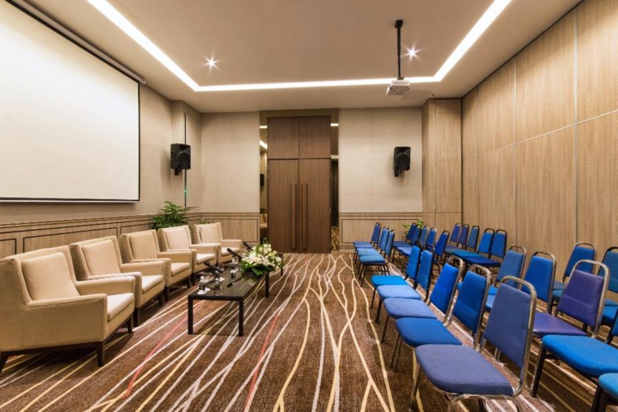 Impiana Hotel Senai Kulai Εξωτερικό φωτογραφία